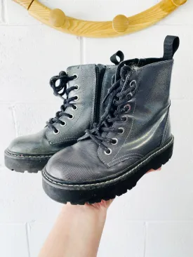 Holographic Boots, size 13.5 (31)
