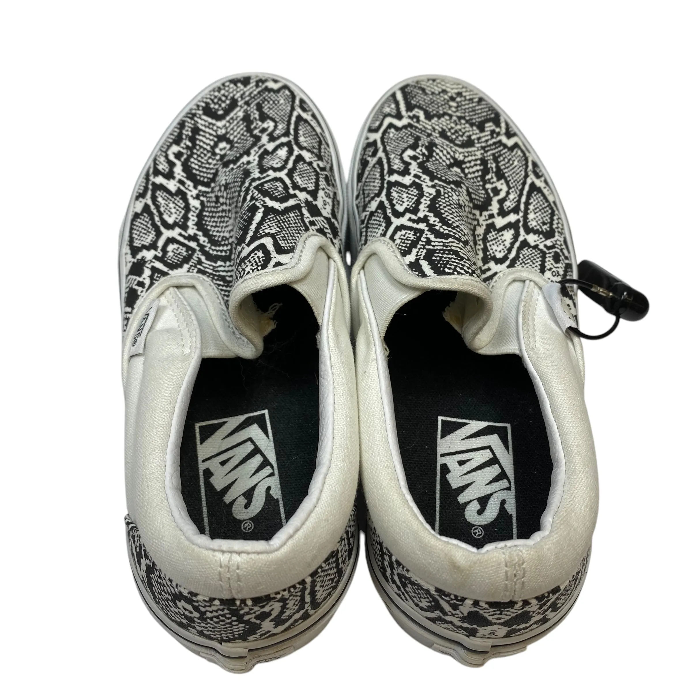 Shoes Sneakers By Vans In Black & White, Size: 6.5