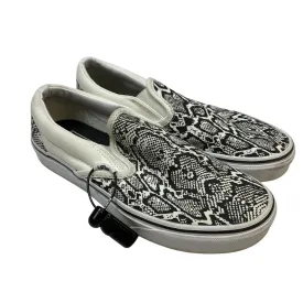 Shoes Sneakers By Vans In Black & White, Size: 6.5