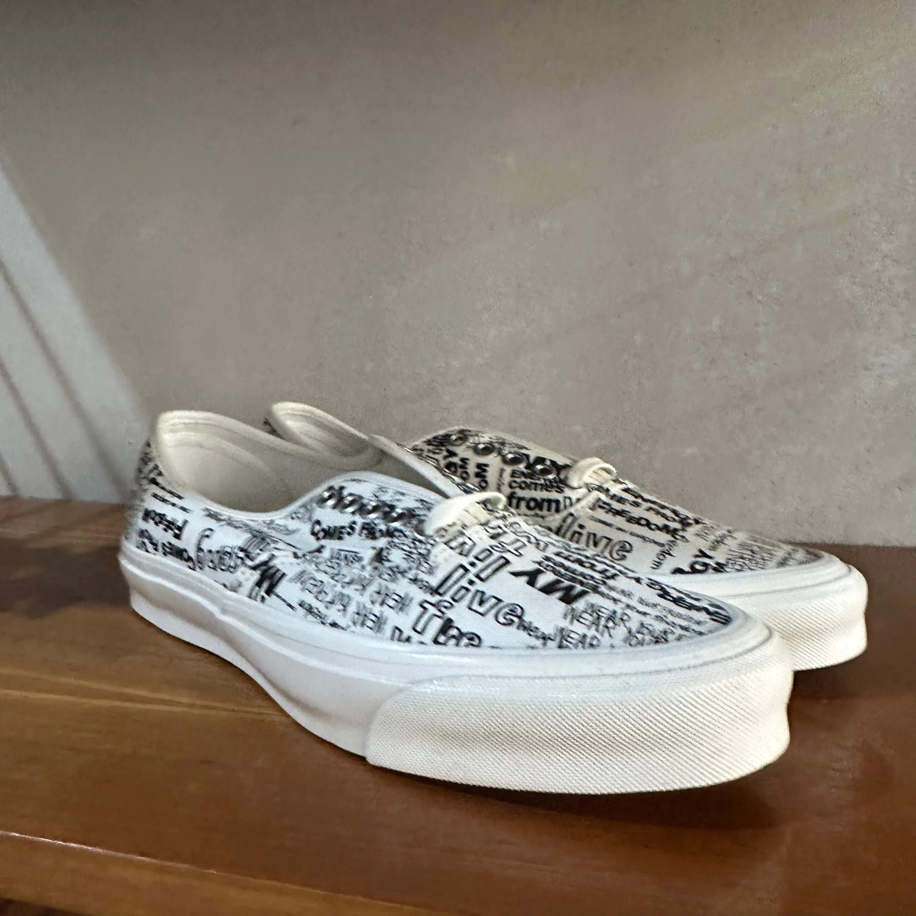 Vans X CDG OG Authentic LX Sneakers White / Black - UK 8