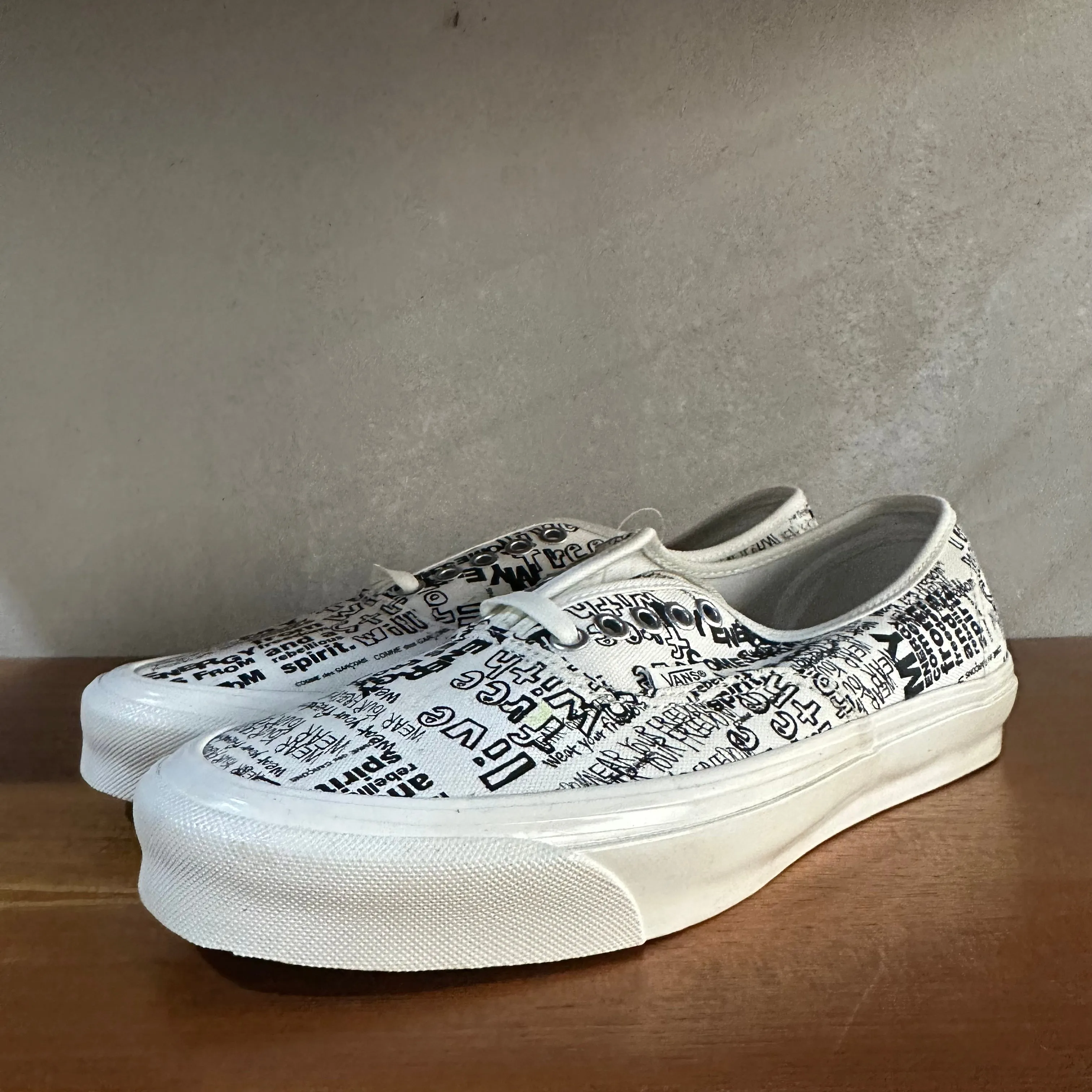 Vans X CDG OG Authentic LX Sneakers White / Black - UK 8